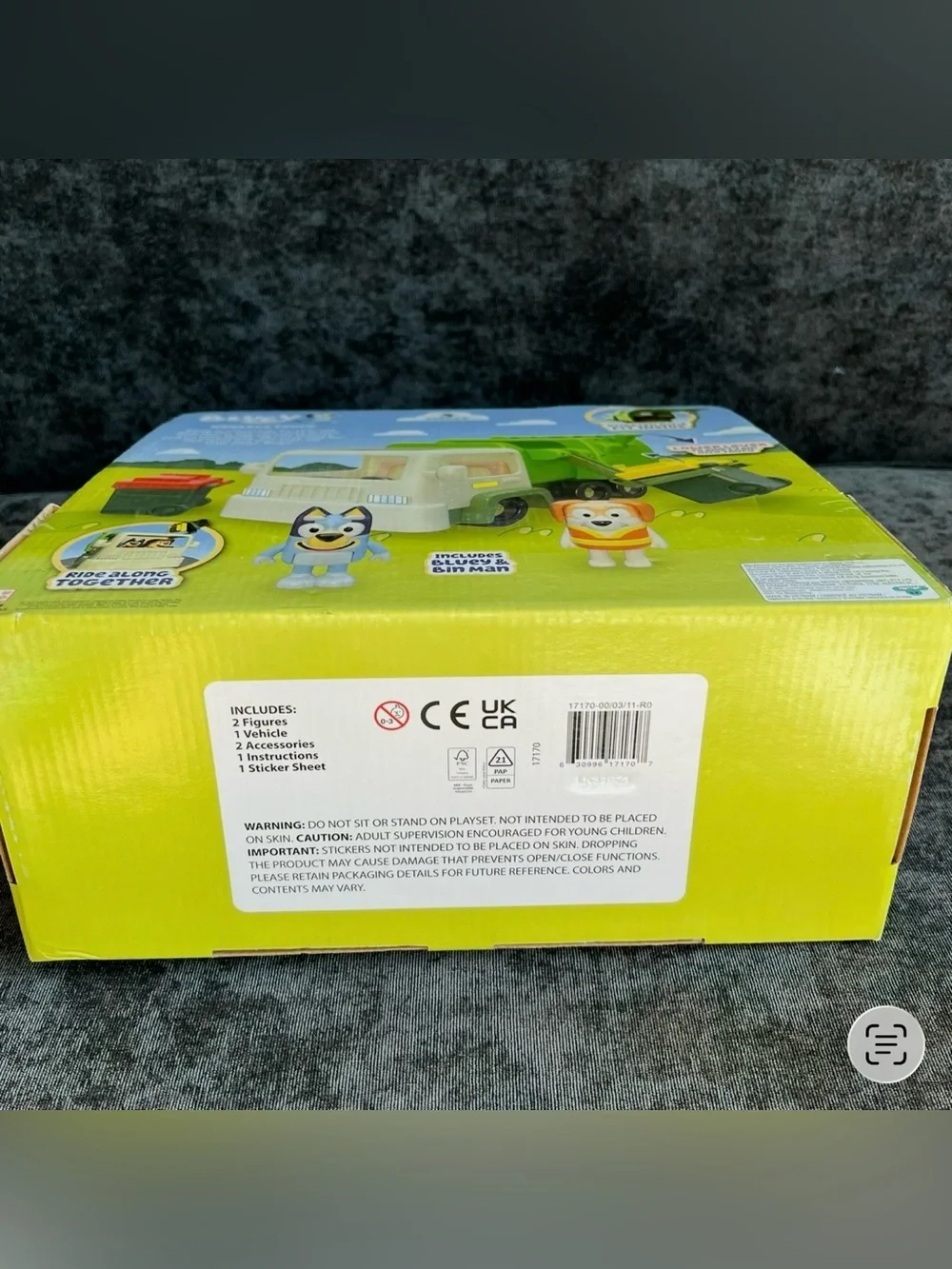 NIB Bluey Garbage Truck Set